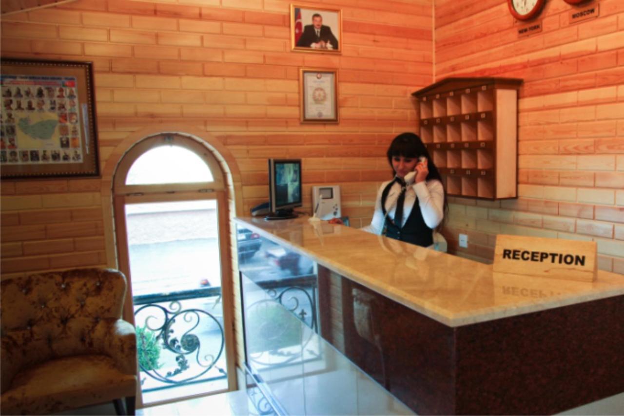 East Legend Hotel Баку Екстериор снимка