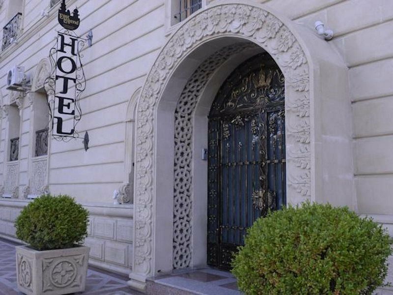 East Legend Hotel Баку Екстериор снимка